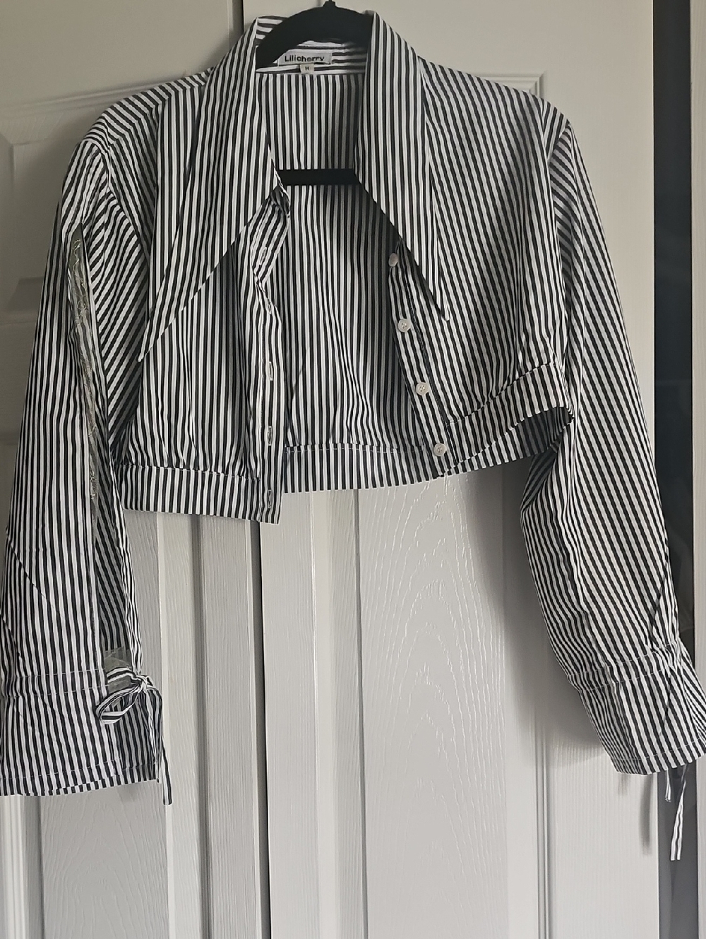 Lilicherry Crop Shirt